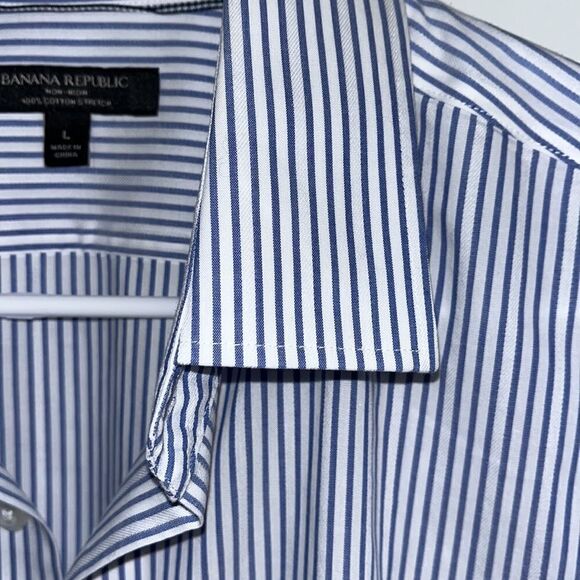 Banana Republic Blue & White Striped Non-Iron dress work shirt L Camden Fit 👍 - Picture 2 of 6